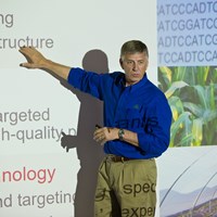 DuPont Pioneer CRISPR-Cas DuPont Pioneer CRISPR-Cas