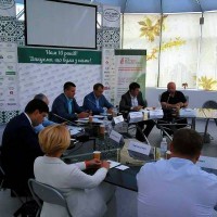 Українські аграрії та постачальники добрив об’єдналися Українські аграрії та постачальники добрив об’єдналися